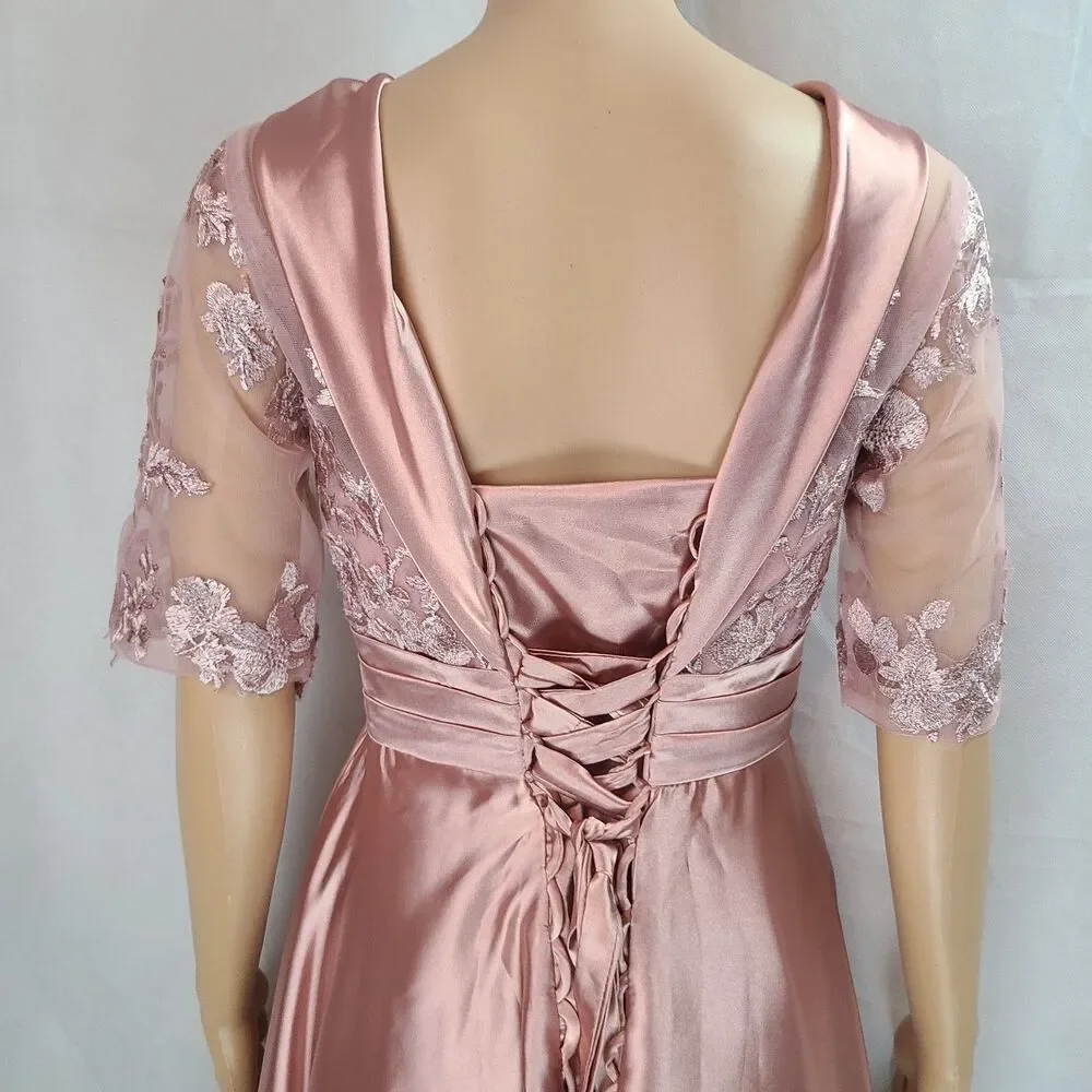 Elegant Pink Lace Dress - Picture 6 of 9